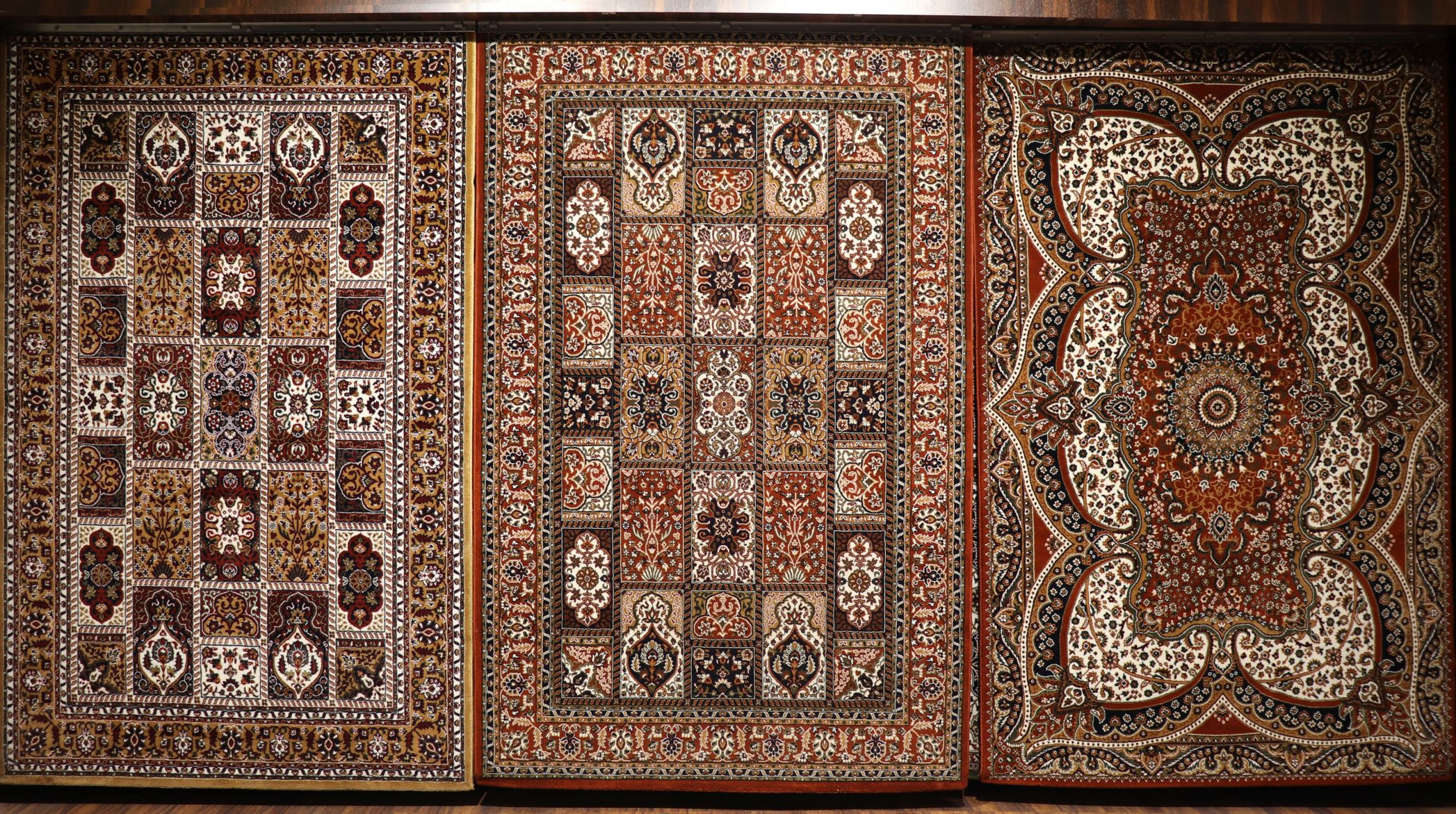 PP Heat Set Traditional - Golden Floor Furnishing - 01 (3)